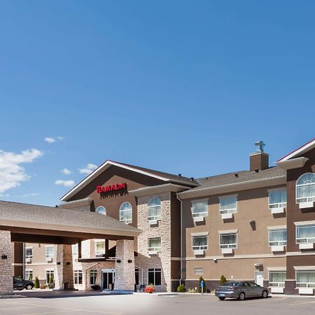 Hotel Ramada By Wyndham Creston Zewnętrze zdjęcie