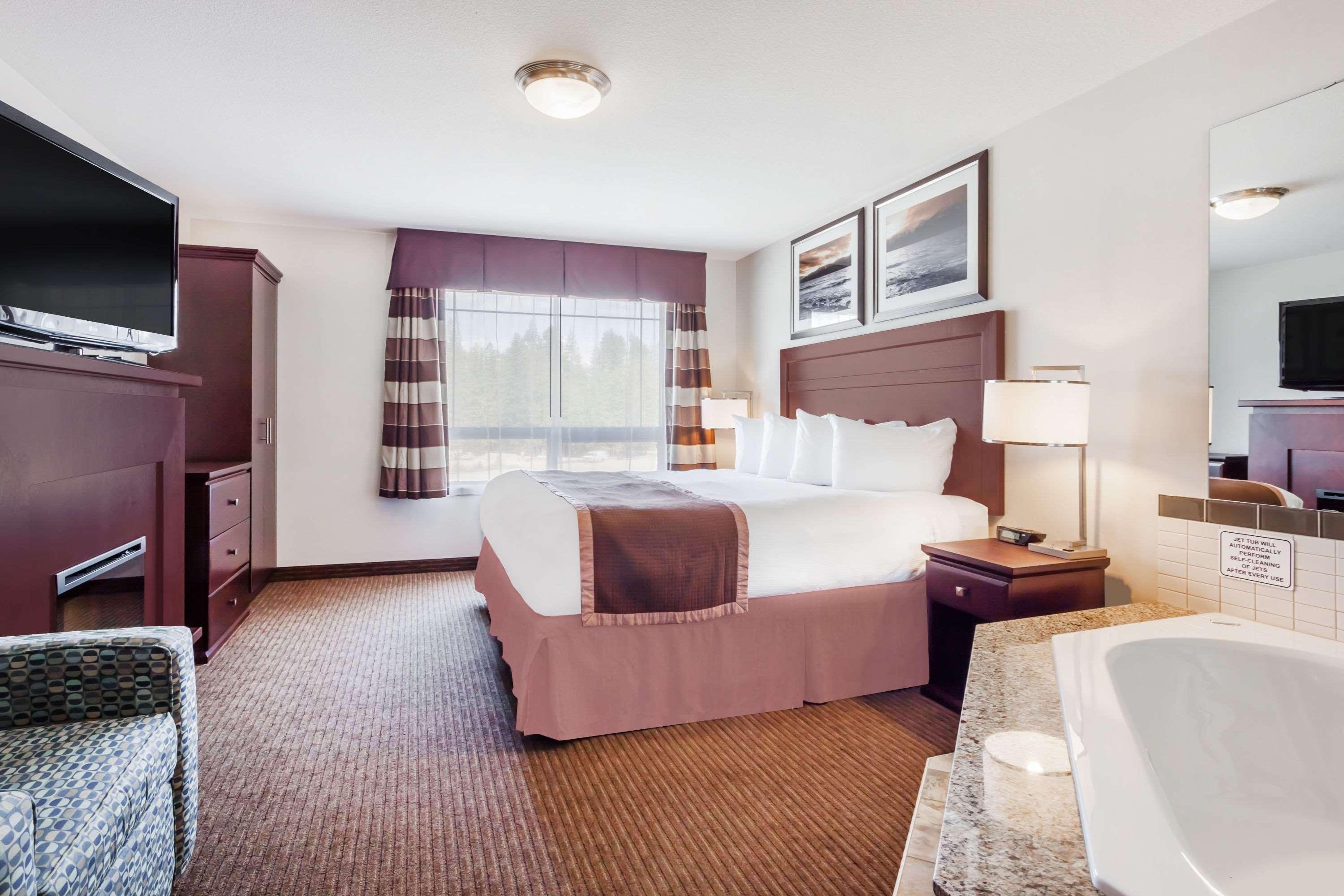 Hotel Ramada By Wyndham Creston Zewnętrze zdjęcie