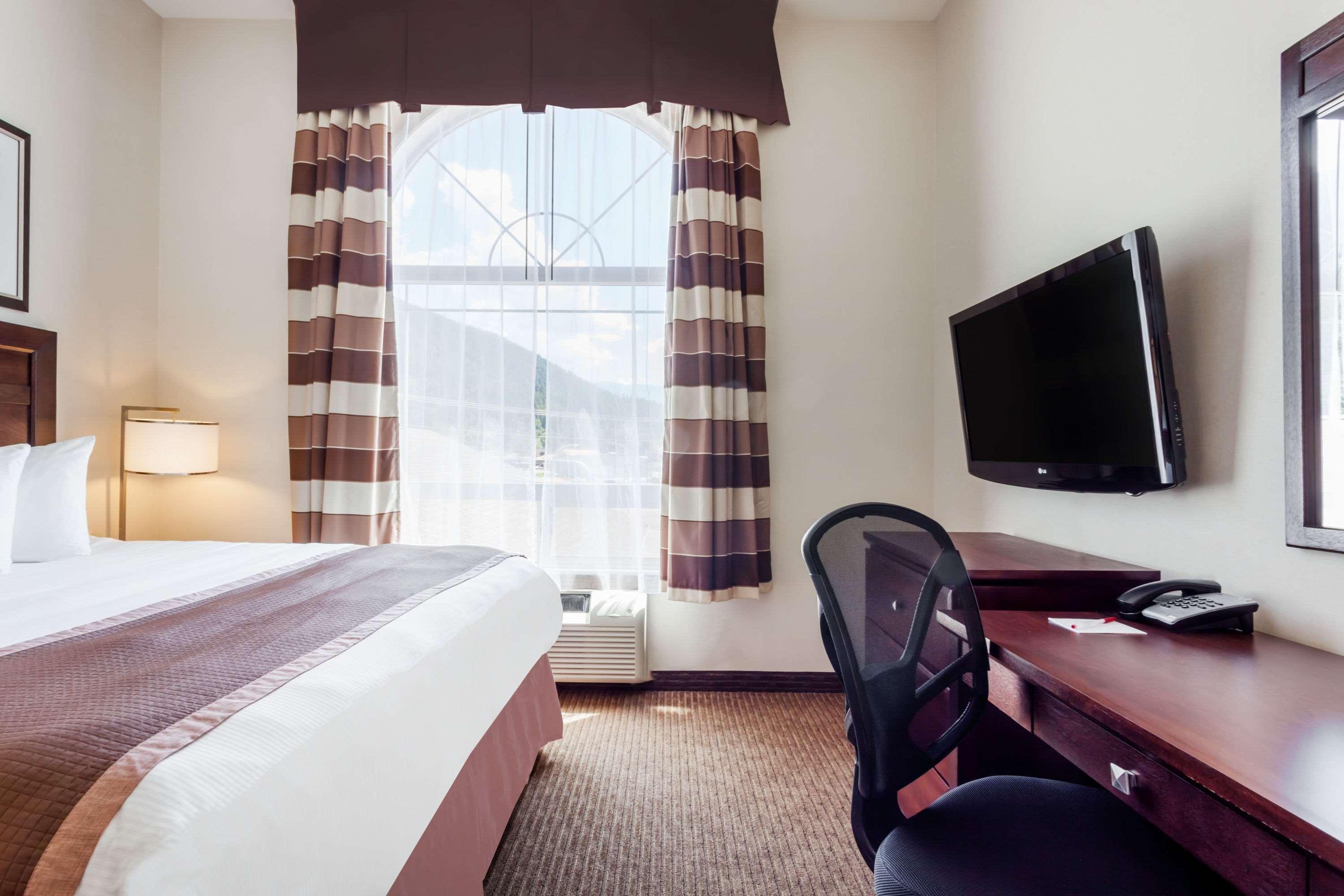 Hotel Ramada By Wyndham Creston Zewnętrze zdjęcie