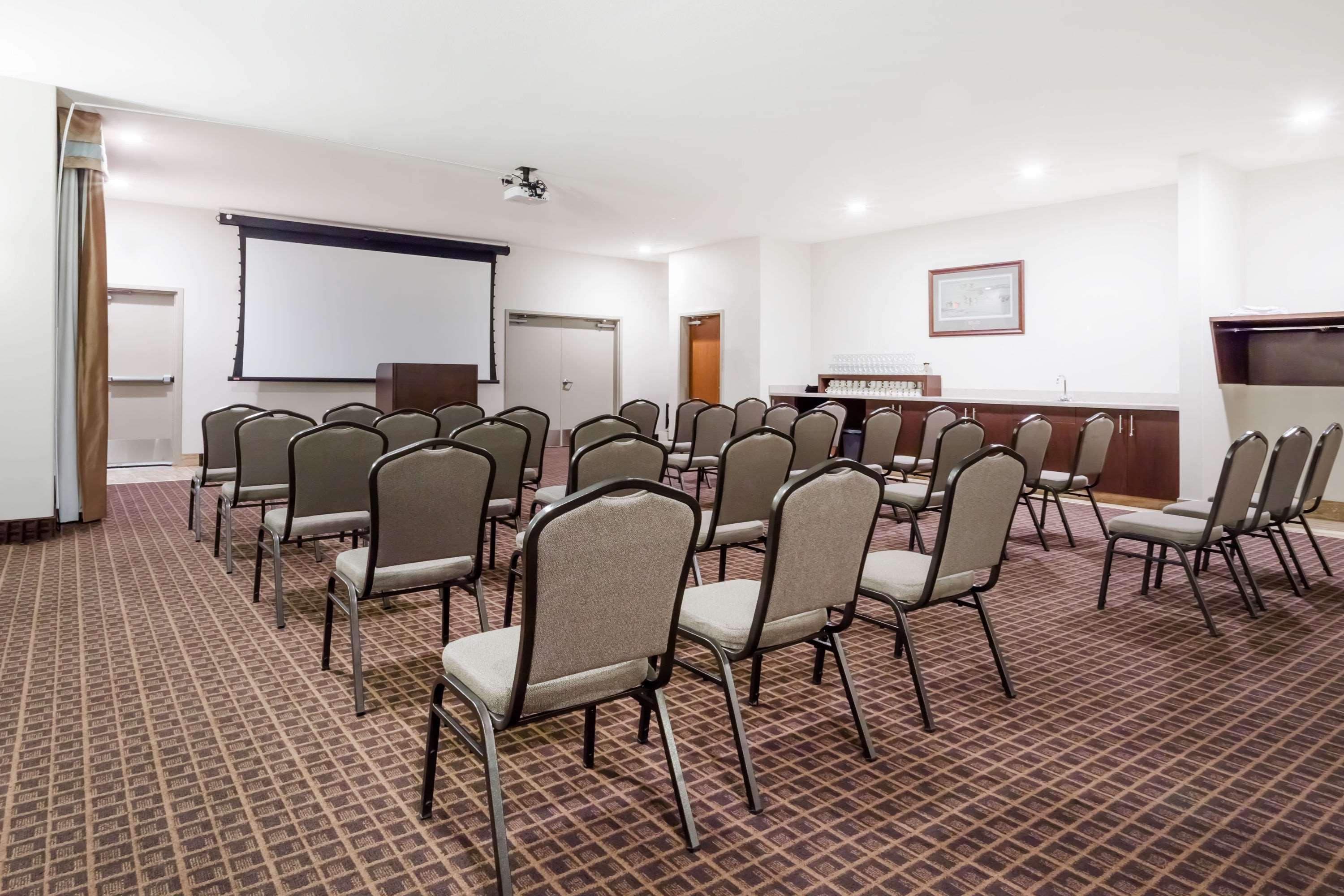 Hotel Ramada By Wyndham Creston Zewnętrze zdjęcie